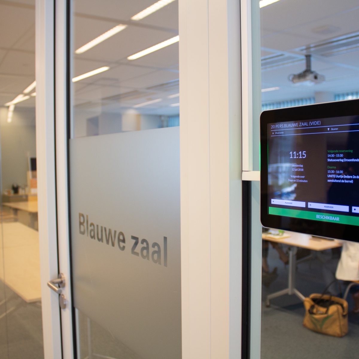 GoBright Desk Booking and Room Booking - Unicef - 002