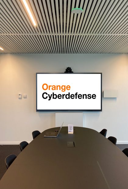 Orange Cyberdefense GoBright Hybrid Working solutions meeting room