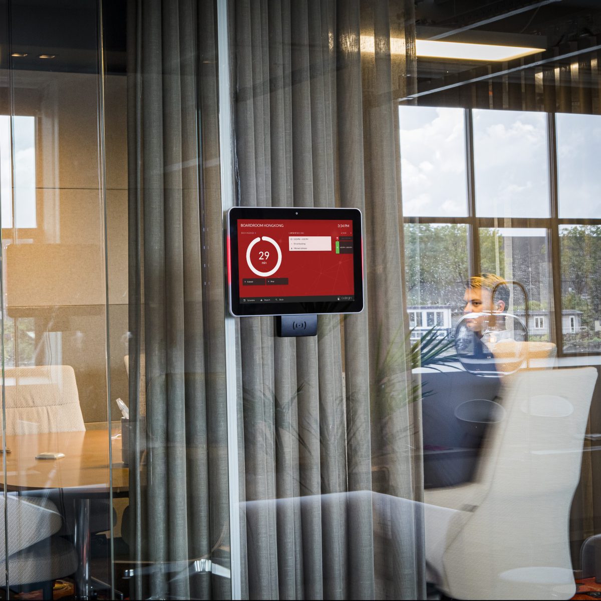 GoBright Smart Technology for a Sustainable Office