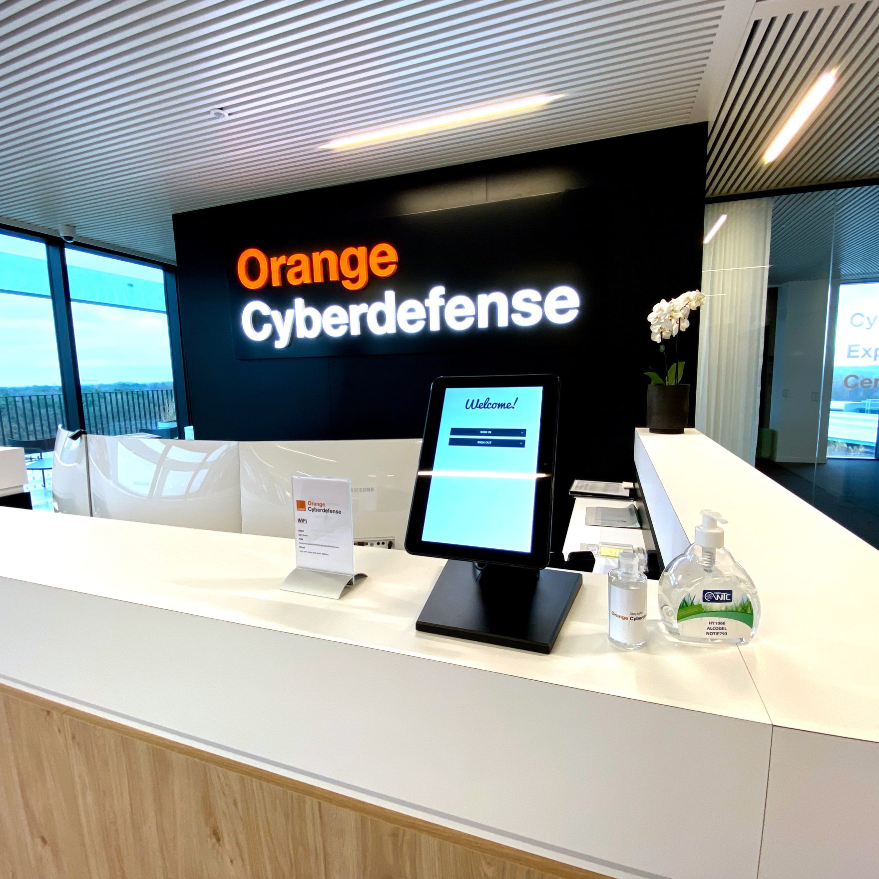 Orange Cyberdefense GoBright Hybrid Working solutions visitor registration