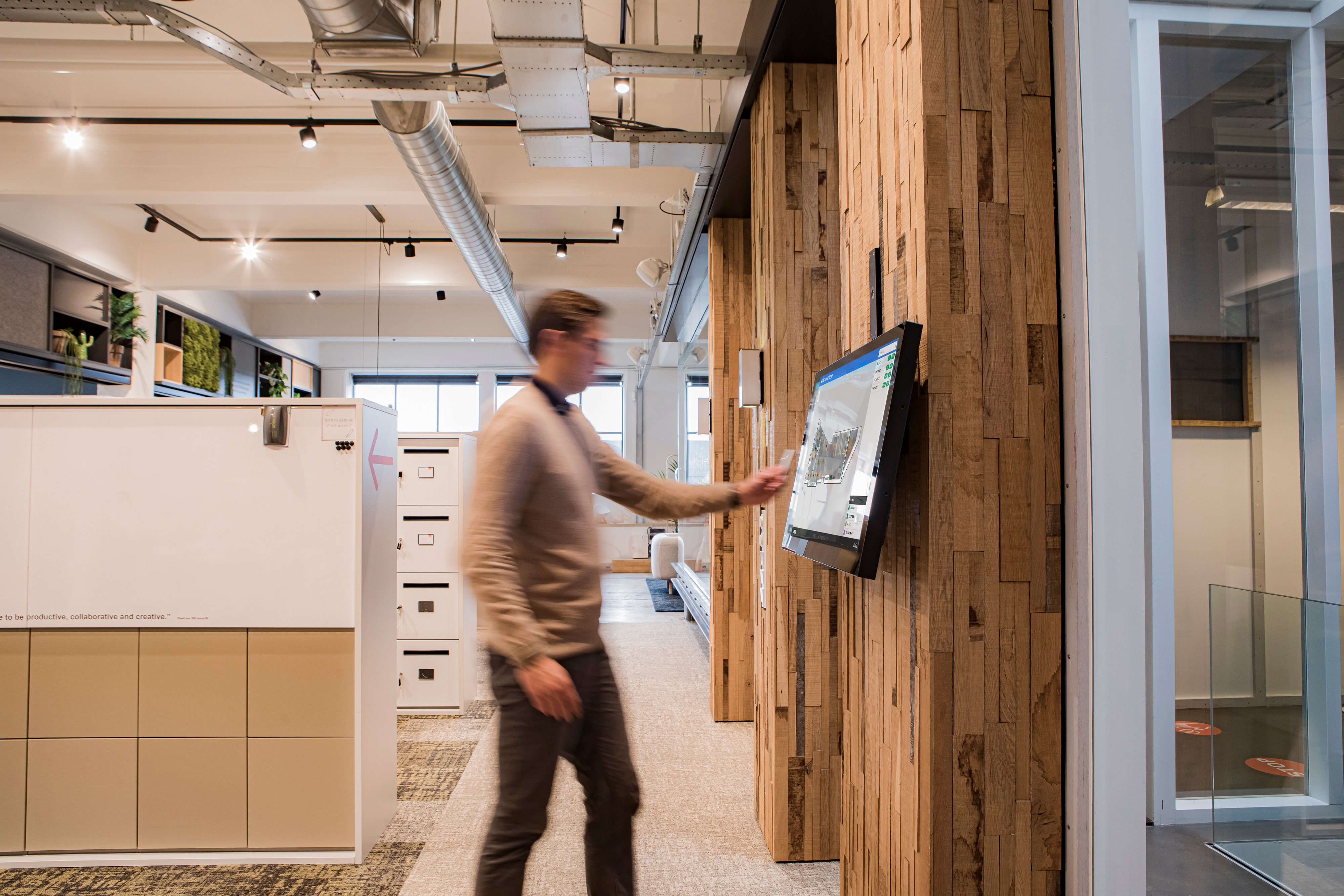 GoBright Desk Booking - Mapping - An interactive overview of your office