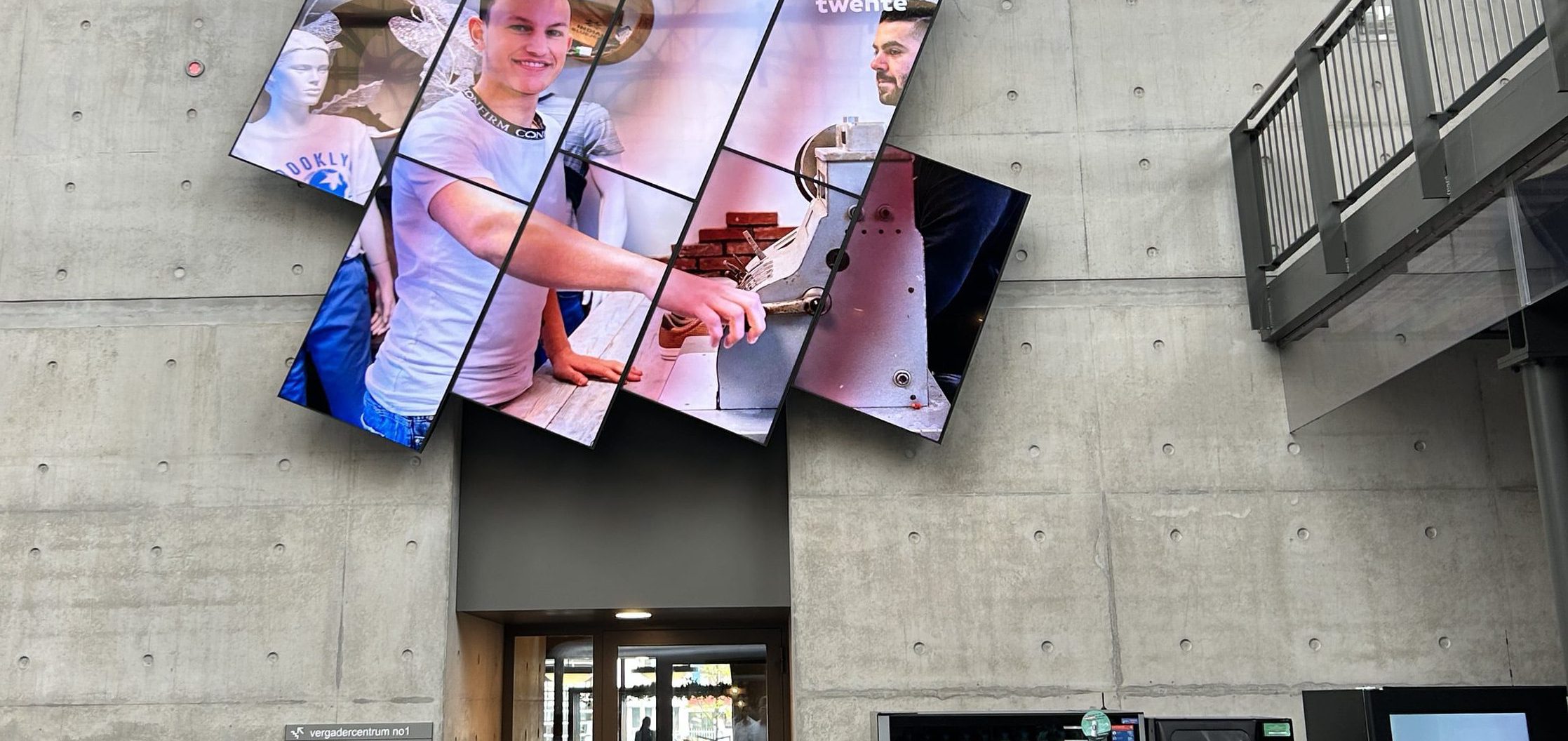 GoBright - Digital Signage - Narrowcasting - Education - Schools - ROC Twente