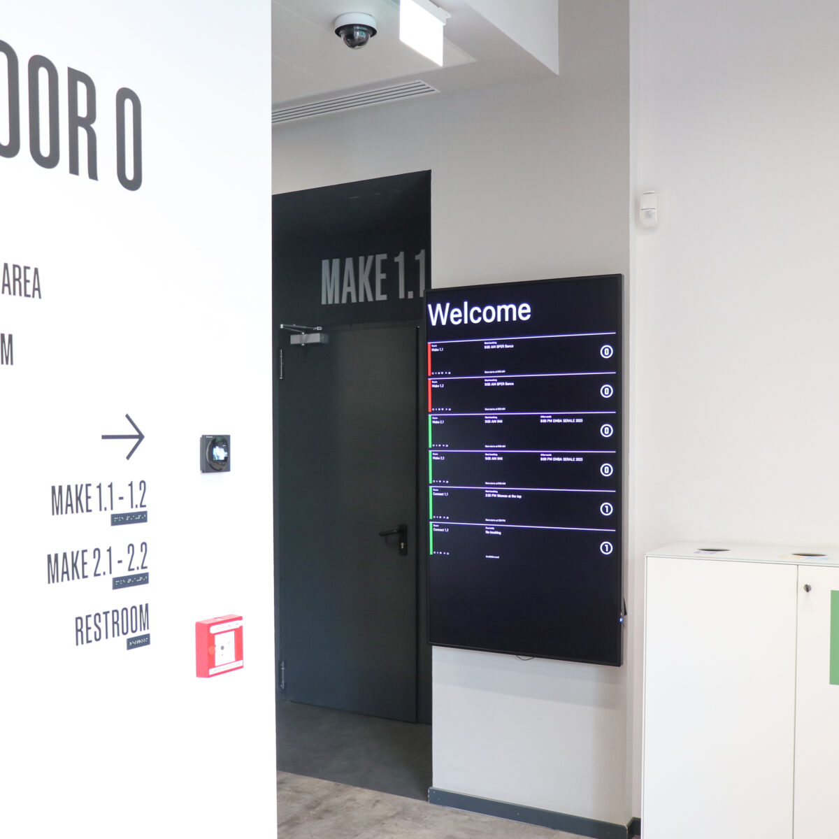 GoBright - Polimi Graduate School of Management - Case Story - Education - Wayfinding - Digital Signage