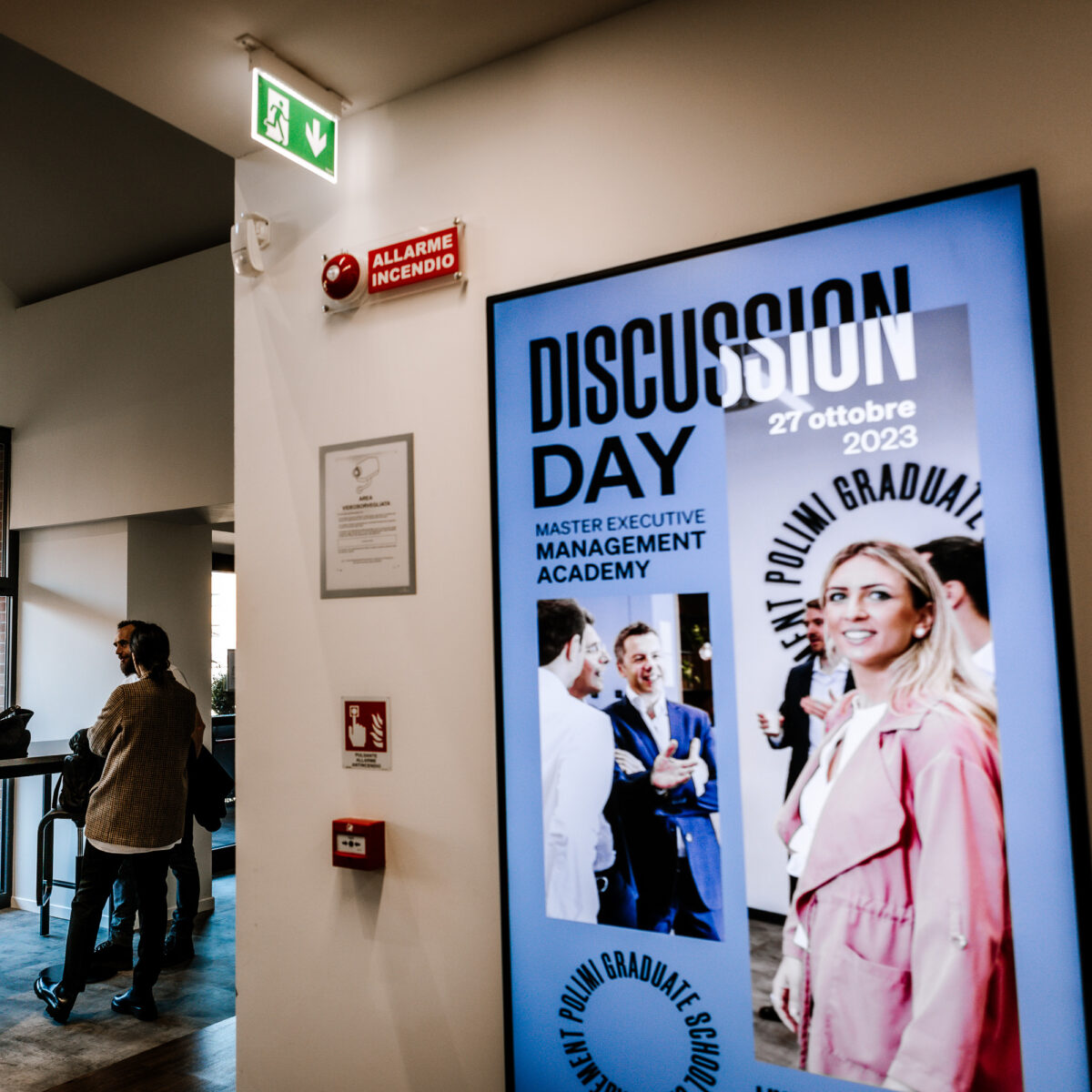 GoBright - Polimi Graduate School of Management - Case Story - Education - Digital Signage