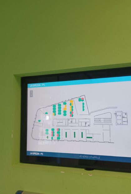 GoBright - Kruk -Room Booking - Desk Booking - Interactive Mapping - Smart Workplace Solutions