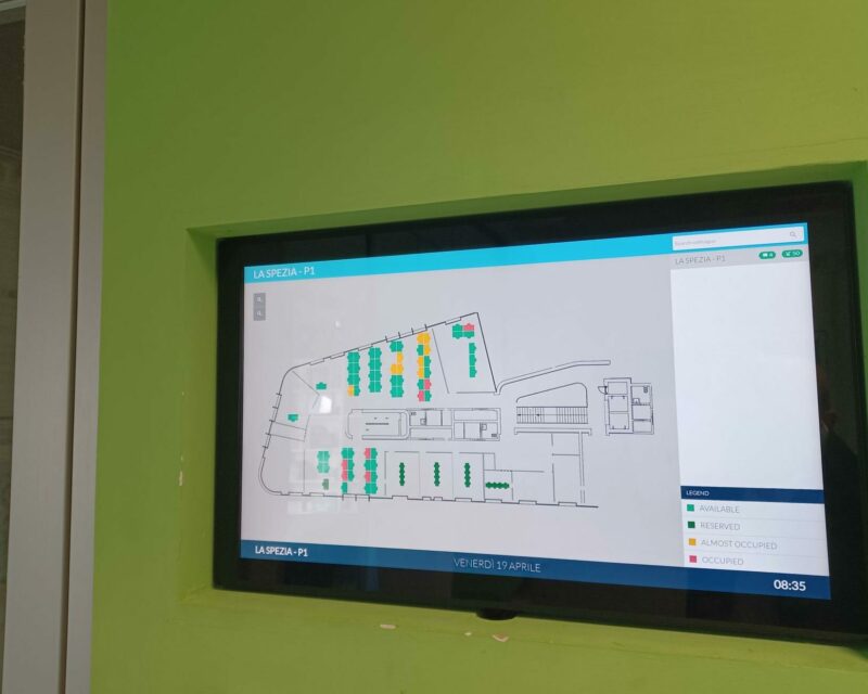 GoBright - Kruk -Room Booking - Desk Booking - Interactive Mapping - Smart Workplace Solutions