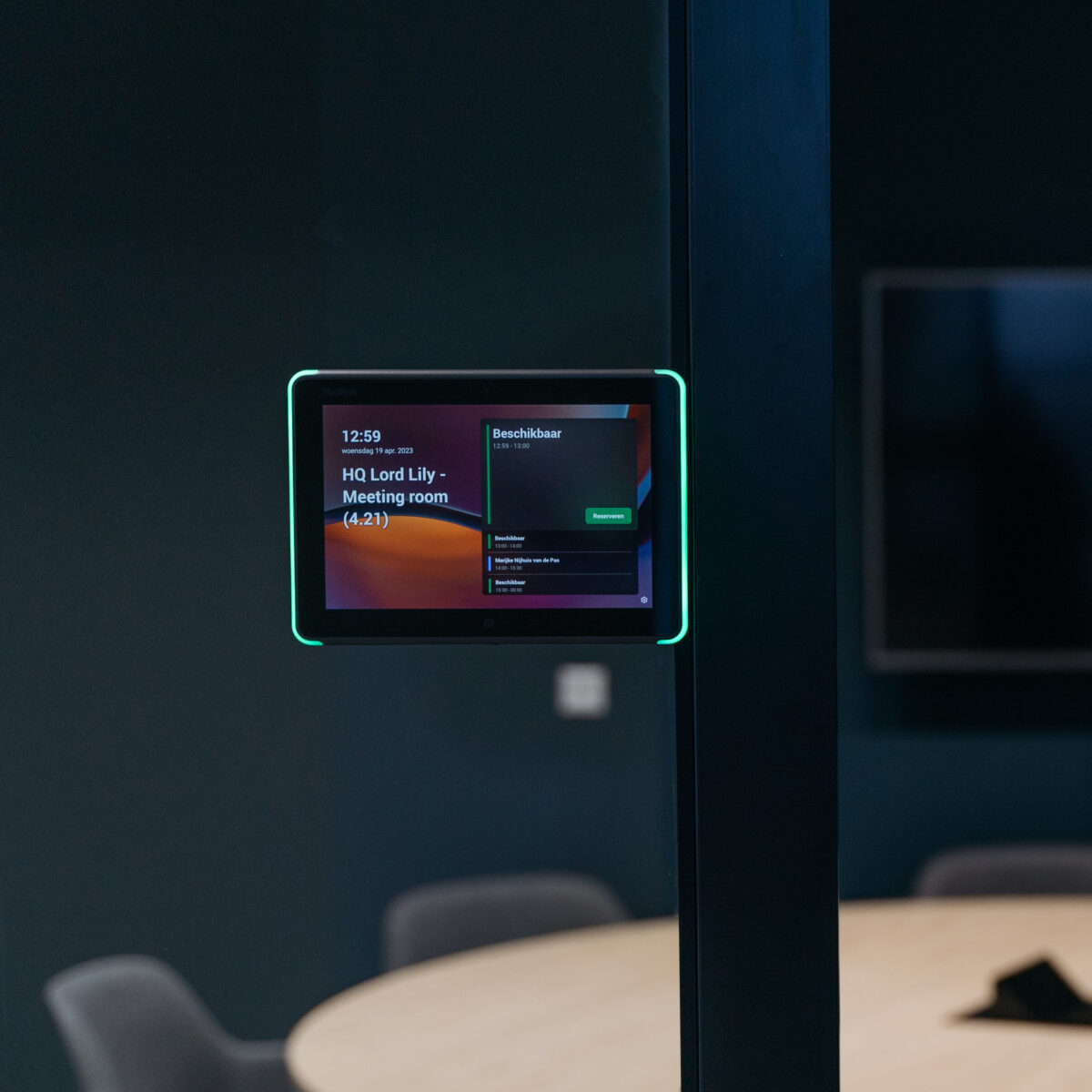 GoBright - Network - Reseller - Star Member - BeleefAV - Room Booking - Room Panel - CRV