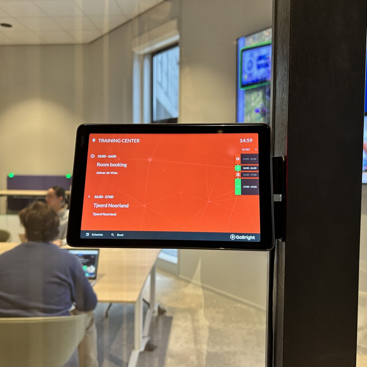 GoBright - Network - Audiovisual Partners - Neat - Room Booking on Neat Pad