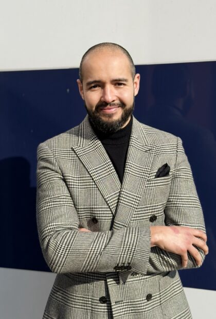 Ylies - Senior Business Development Manager