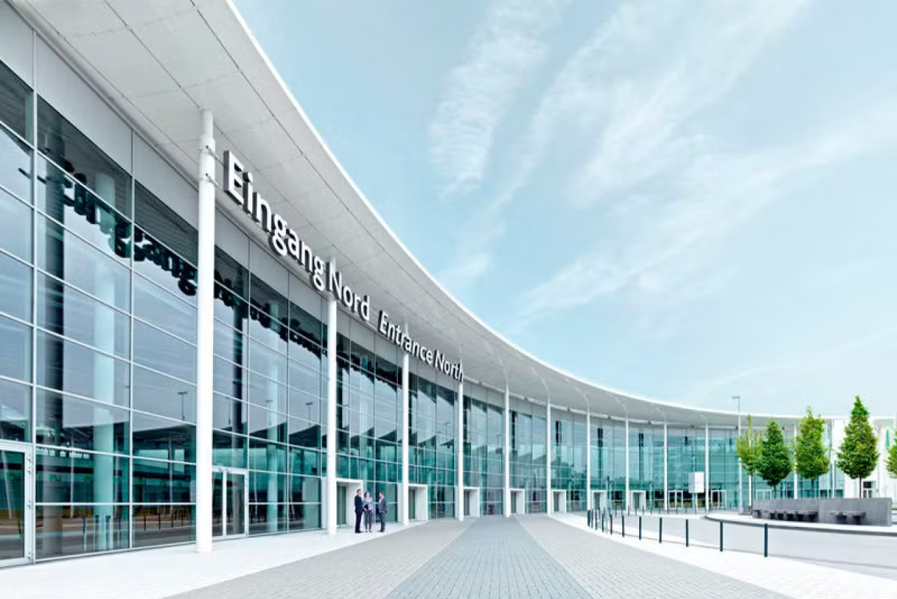 Immagine panoramica della Koelnmesse di Colonia