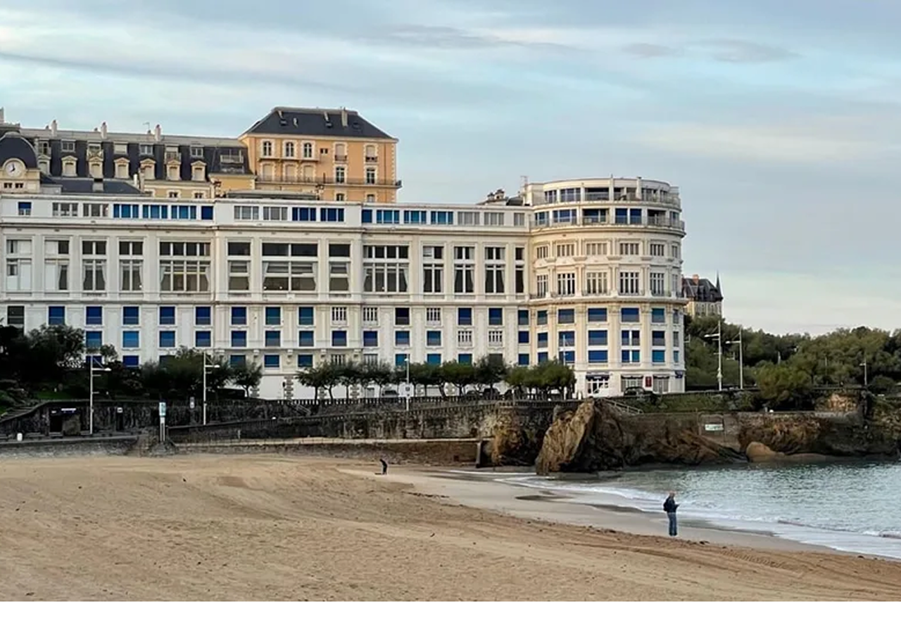 Le Bellevue, lieu où se tiendra l'AVTECH Summit 2026 à Biarritz, auquel participera GoBright 